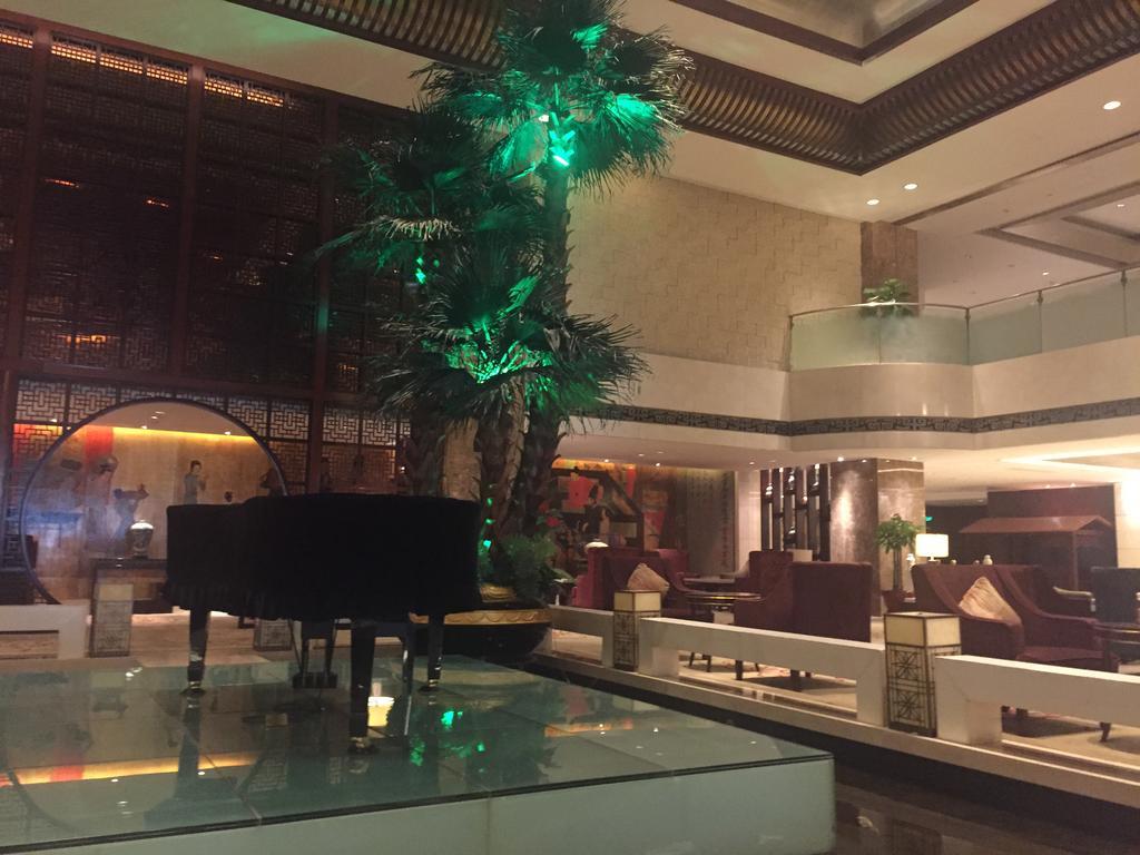 โรงแรมเซียน แกรนด์ โซลักซ์ อินเตอร์เนชั่นแนล ซีอาน ภายนอก รูปภาพ